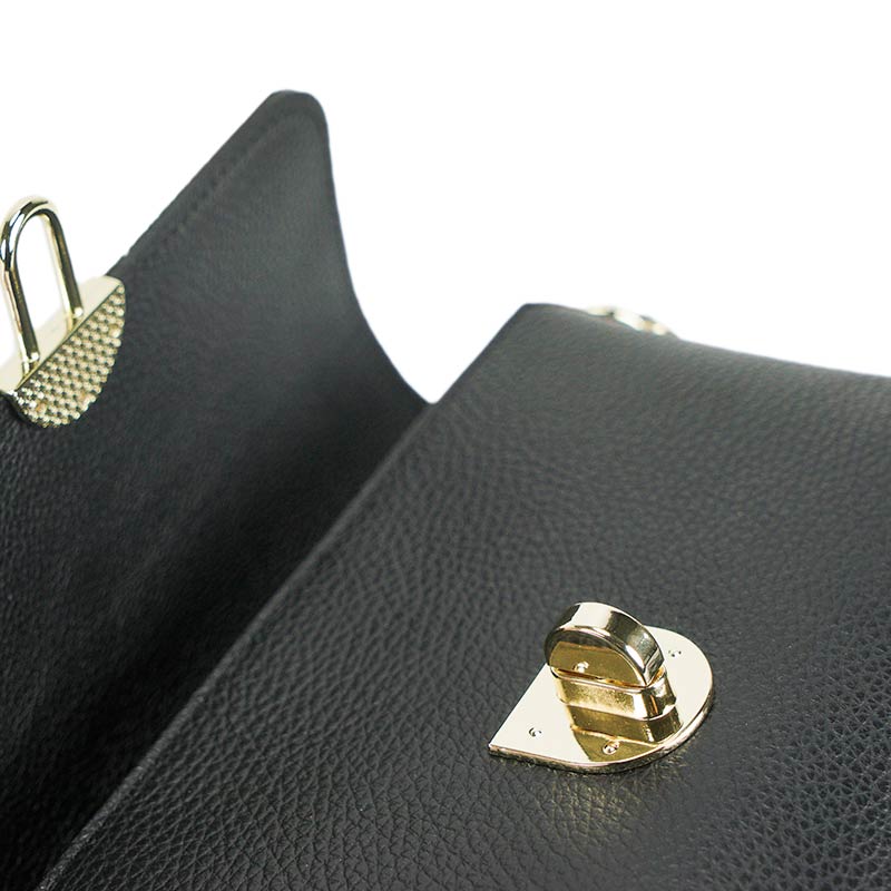 NADIA - A super elegant handbag with a horse leather flap